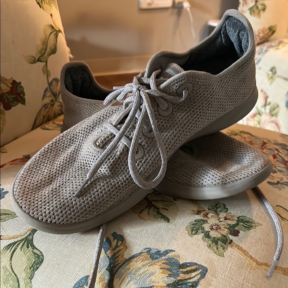 Men's Gray Casual Shoes